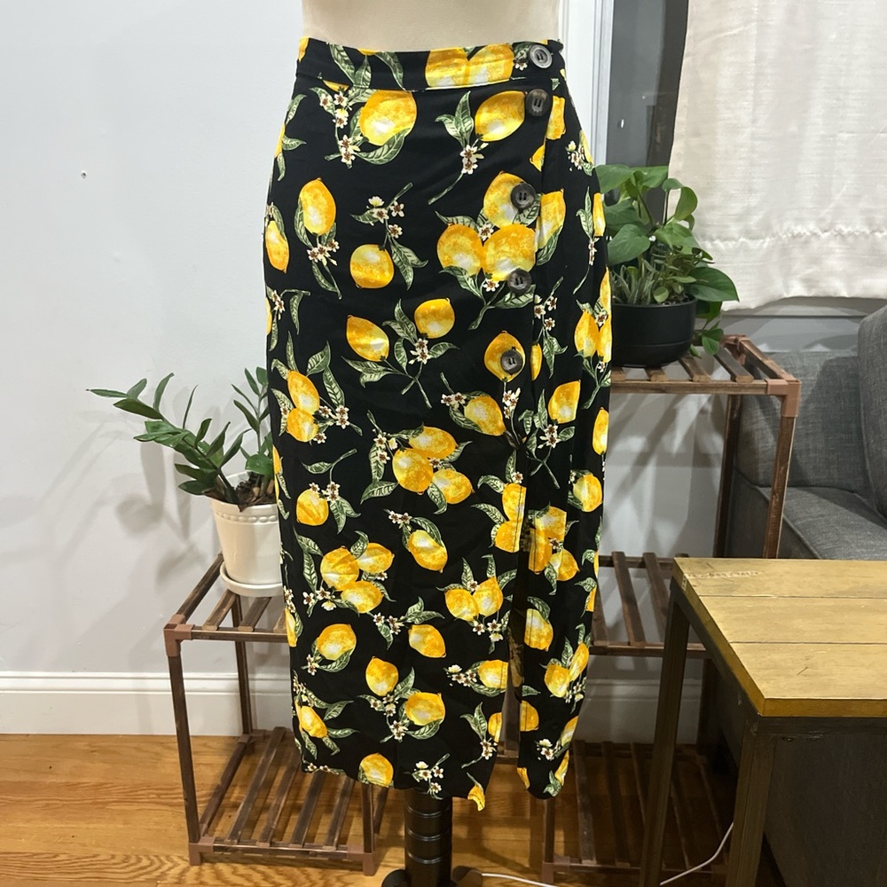 Lemon Print Black and Yellow Midi Skirt